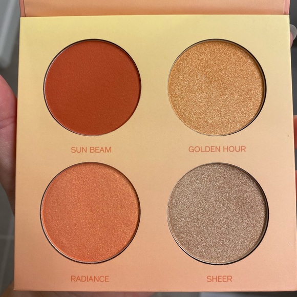 hipdot Other - Hipdot- Sun goddess face palette